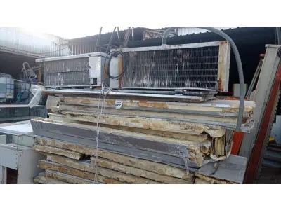 LOTE 487 - 01 CÂMARA FRIA COM PLACAS DE POLIURETANO, 02 EVAPORADORAS E 02 CONDENSADORAS. (NO ESTADO) ATENÇÃO! FAZER A VISITAÇÃO ANTES DE ARREMATAR, NÃO SABEMOS SE FUNCIONA. LEILÃO NÃO TEM GARANTIA E NEM DEVOLUÇÃO, SUJEITO A POSSÍVEIS AVARIAS VISÍVEIS/OCULTAS E/OU AUSÊNCIA DE COMPONENTES.