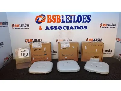 LOTE 190 - 03 ROTEADORES MARCA CISCO. (NO ESTADO) ATENÇÃO! FAZER A VISITAÇÃO ANTES DE ARREMATAR, NÃO SABEMOS SE FUNCIONA, LEILÃO NÃO TEM GARANTIA E NEM DEVOLUÇÃO, SUJEITO A POSSÍVEIS AVARIAS VISÍVEIS/OCULTAS E/OU AUSÊNCIA DE COMPONENTES.