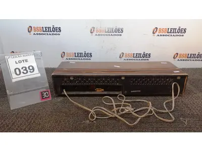 LOTE 039 - 01 RECEIVER. (NO ESTADO) ATENÇÃO! FAZER A VISITAÇÃO ANTES DE ARREMATAR, NÃO SABEMOS SE FUNCIONA, LEILÃO NÃO TEM GARANTIA E NEM DEVOLUÇÃO, SUJEITO A POSSÍVEIS AVARIAS VISÍVEIS/OCULTAS E/OU AUSÊNCIA DE COMPONENTES.