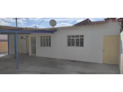 LOTE 001 - 01 CASA DE ESQUINA NA QR 405 CONJUNTO 9 LOTE 8 COM SALA, COZINHA, BANHEIRO SOCIAL, 03 QUARTOS, SENDO 01 SUÍTE, ÁREA DE SERVIÇO COBERTA ,GARAGEM E 01 LOJA COM BANHEIRO. SAMAMBAIA NORTE - DF, ÁREA DO LOTE 149,50 M², ÁREA CONSTRUÍDA 176,12 M², 405 CONJUNTO 9 LOTE 8 - SAMAMBAIA NORTE - DF, ÁREA DO LOTE 149,50 M², ÁREA CONSTRUÍDA 176,12 M², MATRÍCULA Nº. 163299 (NO ESTADO) (VISITAÇÃO AGENDAR 61-9445-2031 WHATSAPP) (IPTU 2025 PAGO)