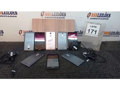 LOTE 171 - 08 CELULARES MARCA POSITIVO E 02 CARREGADORES. (NO ESTADO) ATENÇÃO! FAZER A VISITAÇÃO ANTES DE ARREMATAR, NÃO SABEMOS SE FUNCIONA, LEILÃO NÃO TEM GARANTIA E NEM DEVOLUÇÃO, SUJEITO A POSSÍVEIS AVARIAS VISÍVEIS/OCULTAS E/OU AUSÊNCIA DE COMPONENTES.