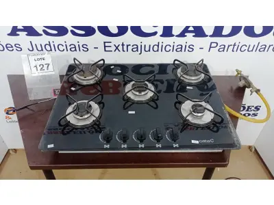 LOTE 127 - 01 COOKTOP 05 BOCAS MARCA CATA E 01 PEGADOR DE CARVÃO. (NO ESTADO) ATENÇÃO! FAZER A VISITAÇÃO ANTES DE ARREMATAR, NÃO SABEMOS SE FUNCIONA, LEILÃO NÃO TEM GARANTIA E NEM DEVOLUÇÃO, SUJEITO A POSSÍVEIS AVARIAS VISÍVEIS/OCULTAS E/OU AUSÊNCIA DE COMPONENTES.