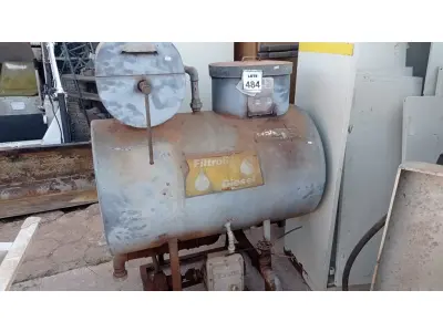 LOTE 484 - 01 FILTRO PRENSA PARA ÓLEO DIESEL. (NO ESTADO) ATENÇÃO! FAZER A VISITAÇÃO ANTES DE ARREMATAR, NÃO SABEMOS SE FUNCIONA. LEILÃO NÃO TEM GARANTIA E NEM DEVOLUÇÃO, SUJEITO A POSSÍVEIS AVARIAS VISÍVEIS/OCULTAS E/OU AUSÊNCIA DE COMPONENTES.
