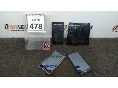 LOTE 478 - 04 SMARTPHONES MARCA POSITIVO. (NO ESTADO) ATENÇÃO! FAZER A VISITAÇÃO ANTES DE ARREMATAR, NÃO SABEMOS SE FUNCIONA. LEILÃO NÃO TEM GARANTIA E NEM DEVOLUÇÃO, SUJEITO A POSSÍVEIS AVARIAS VISÍVEIS/OCULTAS E/OU AUSÊNCIA DE COMPONENTES.