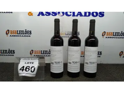 LOTE 460 - 03 GARRAFAS DE VINHO TINTO VALA REAL PORTUGUÊS SAFRA 2019 750ML. (NO ESTADO) ATENÇÃO! FAZER A VISITAÇÃO ANTES DE ARREMATAR, NÃO SABEMOS SE FUNCIONA, LEILÃO NÃO TEM GARANTIA E NEM DEVOLUÇÃO, SUJEITO A POSSÍVEIS AVARIAS VISÍVEIS/OCULTAS E/OU AUSÊNCIA DE COMPONENTES.