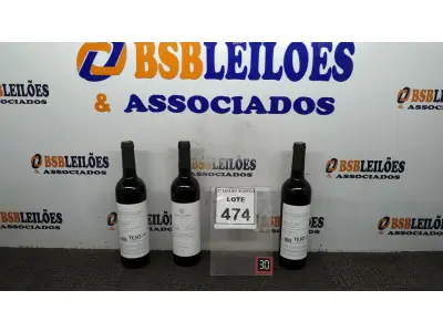 LOTE 474 - 03 GARRAFAS DE VINHO TINTO VALA REAL PORTUGUÊS SAFRA 2019 750ML. (NO ESTADO) ATENÇÃO! FAZER A VISITAÇÃO ANTES DE ARREMATAR, NÃO SABEMOS SE FUNCIONA, LEILÃO NÃO TEM GARANTIA E NEM DEVOLUÇÃO, SUJEITO A POSSÍVEIS AVARIAS VISÍVEIS/OCULTAS E/OU AUSÊNCIA DE COMPONENTES.
