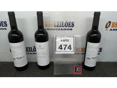 LOTE 474 - 03 GARRAFAS DE VINHO TINTO VALA REAL PORTUGUÊS SAFRA 2019 750ML. (NO ESTADO) ATENÇÃO! FAZER A VISITAÇÃO ANTES DE ARREMATAR, NÃO SABEMOS SE FUNCIONA, LEILÃO NÃO TEM GARANTIA E NEM DEVOLUÇÃO, SUJEITO A POSSÍVEIS AVARIAS VISÍVEIS/OCULTAS E/OU AUSÊNCIA DE COMPONENTES.