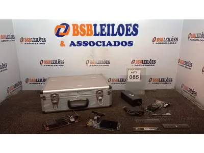 LOTE 085 - 03 PLACAS DE VÍDEO E 04 MÓDULOS DE MEMÓRIA RAM E 01 CASE. (NO ESTADO) ATENÇÃO! FAZER A VISITAÇÃO ANTES DE ARREMATAR, NÃO SABEMOS SE FUNCIONA, LEILÃO NÃO TEM GARANTIA E NEM DEVOLUÇÃO, SUJEITO A POSSÍVEIS AVARIAS VISÍVEIS/OCULTAS E/OU AUSÊNCIA DE COMPONENTES.