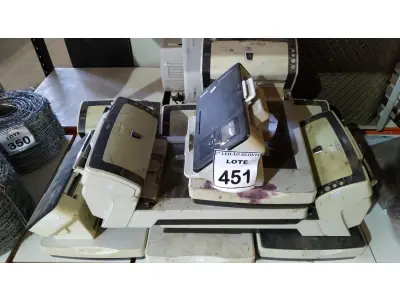 LOTE 451 - 08 SCANNERS MARCA FUJITSU. (NO ESTADO) ATENÇÃO! FAZER A VISITAÇÃO ANTES DE ARREMATAR, NÃO SABEMOS SE FUNCIONA. LEILÃO NÃO TEM GARANTIA E NEM DEVOLUÇÃO, SUJEITO A POSSÍVEIS AVARIAS VISÍVEIS/OCULTAS E/OU AUSÊNCIA DE COMPONENTES.
