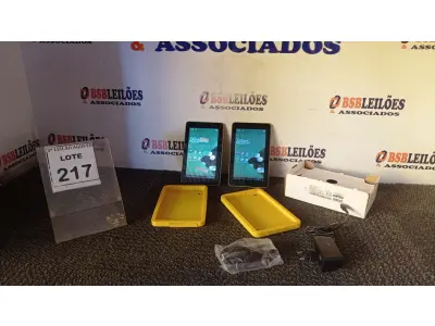 LOTE 217 - 02 TABLETS MARCA CCE COM FONTE. (NO ESTADO) ATENÇÃO! FAZER A VISITAÇÃO ANTES DE ARREMATAR, NÃO SABEMOS SE FUNCIONA, LEILÃO NÃO TEM GARANTIA E NEM DEVOLUÇÃO, SUJEITO A POSSÍVEIS AVARIAS VISÍVEIS/OCULTAS E/OU AUSÊNCIA DE COMPONENTES.