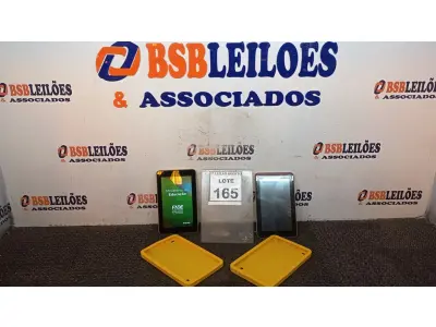 LOTE 165 - 02 TABLETS MARCA CCE. (NO ESTADO) ATENÇÃO! FAZER A VISITAÇÃO ANTES DE ARREMATAR, NÃO SABEMOS SE FUNCIONA, LEILÃO NÃO TEM GARANTIA E NEM DEVOLUÇÃO, SUJEITO A POSSÍVEIS AVARIAS VISÍVEIS/OCULTAS E/OU AUSÊNCIA DE COMPONENTES.