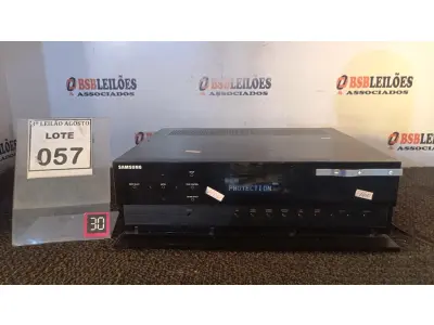 LOTE 057 - 01 HOME THEATER MARCA SAMSUNG. (NO ESTADO) ATENÇÃO! FAZER A VISITAÇÃO ANTES DE ARREMATAR, NÃO SABEMOS SE FUNCIONA, LEILÃO NÃO TEM GARANTIA E NEM DEVOLUÇÃO, SUJEITO A POSSÍVEIS AVARIAS VISÍVEIS/OCULTAS E/OU AUSÊNCIA DE COMPONENTES.