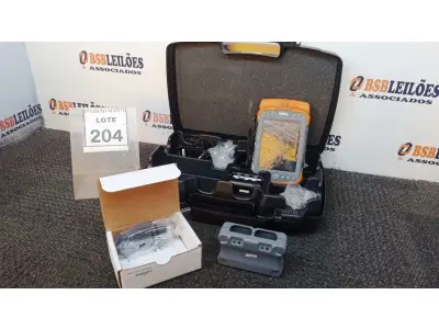 LOTE 204 - 01 DISPOSITIVO DE COLETA DE DADOS JUNIPER SYSTEMS MESA RUGGED NOTPAD. (NO ESTADO) ATENÇÃO! FAZER A VISITAÇÃO ANTES DE ARREMATAR, NÃO SABEMOS SE FUNCIONA, LEILÃO NÃO TEM GARANTIA E NEM DEVOLUÇÃO, SUJEITO A POSSÍVEIS AVARIAS VISÍVEIS/OCULTAS E/OU AUSÊNCIA DE COMPONENTES.