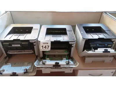 LOTE 147 - 03 IMPRESSORAS MARCA SAMSUNG. (NO ESTADO) ATENÇÃO! FAZER A VISITAÇÃO ANTES DE ARREMATAR, NÃO SABEMOS SE FUNCIONA, LEILÃO NÃO TEM GARANTIA E NEM DEVOLUÇÃO, SUJEITO A POSSÍVEIS AVARIAS VISÍVEIS/OCULTAS E/OU AUSÊNCIA DE COMPONENTES.