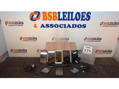 LOTE 171 - 08 CELULARES MARCA POSITIVO E 02 CARREGADORES. (NO ESTADO) ATENÇÃO! FAZER A VISITAÇÃO ANTES DE ARREMATAR, NÃO SABEMOS SE FUNCIONA, LEILÃO NÃO TEM GARANTIA E NEM DEVOLUÇÃO, SUJEITO A POSSÍVEIS AVARIAS VISÍVEIS/OCULTAS E/OU AUSÊNCIA DE COMPONENTES.