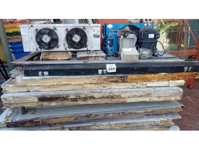LOTE 489 - 01 CÂMARA FRIA COM PLACAS DE POLIURETANO, 01 EVAPORADORA E 01 CONDENSADORA. (NO ESTADO) ATENÇÃO! FAZER A VISITAÇÃO ANTES DE ARREMATAR, NÃO SABEMOS SE FUNCIONA. LEILÃO NÃO TEM GARANTIA E NEM DEVOLUÇÃO, SUJEITO A POSSÍVEIS AVARIAS VISÍVEIS/OCULTAS E/OU AUSÊNCIA DE COMPONENTES.