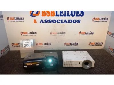 LOTE 200 - 01 PROJETOR MARCA EPSON E 01 MARCA LG. (NO ESTADO) ATENÇÃO! FAZER A VISITAÇÃO ANTES DE ARREMATAR, NÃO SABEMOS SE FUNCIONA, LEILÃO NÃO TEM GARANTIA E NEM DEVOLUÇÃO, SUJEITO A POSSÍVEIS AVARIAS VISÍVEIS/OCULTAS E/OU AUSÊNCIA DE COMPONENTES.