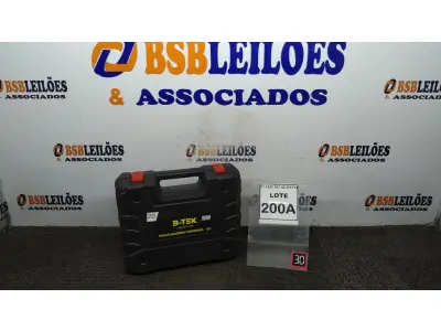 LOTE 200 - 01 PARAFUSADEIRA A BATERIA 12V 2BITS E CARREGADOR. (NO ESTADO) ATENÇÃO! FAZER A VISITAÇÃO ANTES DE ARREMATAR, NÃO SABEMOS SE FUNCIONA. LEILÃO NÃO TEM GARANTIA E NEM DEVOLUÇÃO, SUJEITO A POSSÍVEIS AVARIAS VISÍVEIS/OCULTAS E/OU AUSÊNCIA DE COMPONENTES.
