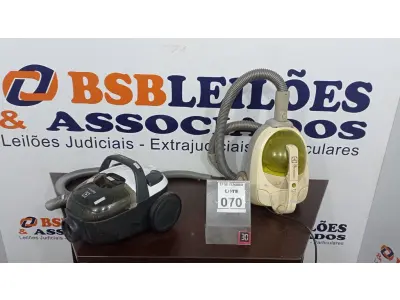 LOTE 070 - 02 ASPIRADORES DE PÓ. (NO ESTADO) ATENÇÃO! FAZER A VISITAÇÃO ANTES DE ARREMATAR, NÃO SABEMOS SE FUNCIONA, LEILÃO NÃO TEM GARANTIA E NEM DEVOLUÇÃO, SUJEITO A POSSÍVEIS AVARIAS VISÍVEIS/OCULTAS E/OU AUSÊNCIA DE COMPONENTES.