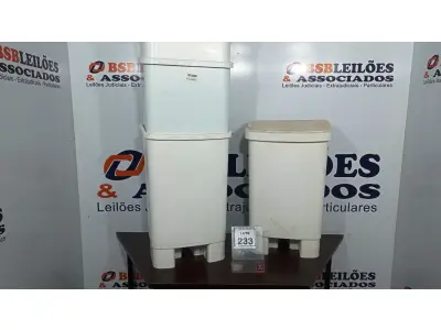 LOTE 233 - 04 LIXEIRAS (NO ESTADO) ATENÇÃO! FAZER A VISITAÇÃO ANTES DE ARREMATAR, NÃO SABEMOS SE FUNCIONA, LEILÃO NÃO TEM GARANTIA E NEM DEVOLUÇÃO, SUJEITO A POSSÍVEIS AVARIAS VISÍVEIS/OCULTAS E/OU AUSÊNCIA DE COMPONENTES.