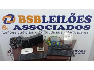 LOTE 286 - 01 NOBREAK, 03 TECLADOS, 01 FONTE DE PC, LEITORAS DE CÓDIGOS DE BARRAS E CABOS DIVERSOS. (NO ESTADO) ATENÇÃO! FAZER A VISITAÇÃO ANTES DE ARREMATAR, NÃO SABEMOS SE FUNCIONA, LEILÃO NÃO TEM GARANTIA E NEM DEVOLUÇÃO, SUJEITO A POSSÍVEIS AVARIAS VISÍVEIS/OCULTAS E/OU AUSÊNCIA DE COMPONENTES.