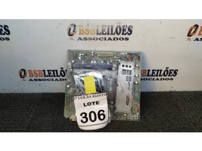 LOTE 306 - 01 PLACA MÃE I3 3° GERAÇÃO 2G RAM. (NO ESTADO) ATENÇÃO! FAZER A VISITAÇÃO ANTES DE ARREMATAR, NÃO SABEMOS SE FUNCIONA, LEILÃO NÃO TEM GARANTIA E NEM DEVOLUÇÃO, SUJEITO A POSSÍVEIS AVARIAS VISÍVEIS/OCULTAS E/OU AUSÊNCIA DE COMPONENTES.
