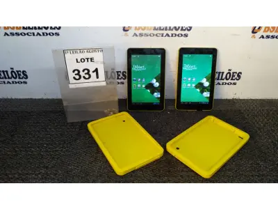 LOTE 331 - 02 TABLETS MARCA CCE. (NO ESTADO) ATENÇÃO! FAZER A VISITAÇÃO ANTES DE ARREMATAR, NÃO SABEMOS SE FUNCIONA, LEILÃO NÃO TEM GARANTIA E NEM DEVOLUÇÃO, SUJEITO A POSSÍVEIS AVARIAS VISÍVEIS/OCULTAS E/OU AUSÊNCIA DE COMPONENTES.