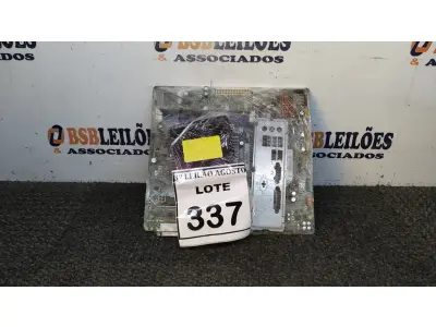 LOTE 337 - 01 PLACA MÃE I3 3° GERAÇÃO 2G RAM. (NO ESTADO) ATENÇÃO! FAZER A VISITAÇÃO ANTES DE ARREMATAR, NÃO SABEMOS SE FUNCIONA, LEILÃO NÃO TEM GARANTIA E NEM DEVOLUÇÃO, SUJEITO A POSSÍVEIS AVARIAS VISÍVEIS/OCULTAS E/OU AUSÊNCIA DE COMPONENTES.