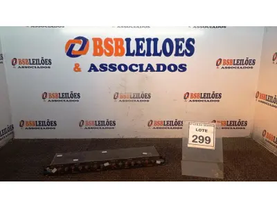 LOTE 299 - 01 COMPRESSOR DE ÁUDIO ESTÉREO DBX. (NO ESTADO) ATENÇÃO! FAZER A VISITAÇÃO ANTES DE ARREMATAR, NÃO SABEMOS SE FUNCIONA, LEILÃO NÃO TEM GARANTIA E NEM DEVOLUÇÃO, SUJEITO A POSSÍVEIS AVARIAS VISÍVEIS/OCULTAS E/OU AUSÊNCIA DE COMPONENTES.