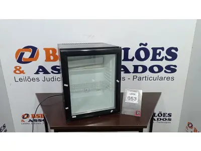 LOTE 053 - 01 ADEGA. (NO ESTADO) ATENÇÃO! FAZER A VISITAÇÃO ANTES DE ARREMATAR, NÃO SABEMOS SE FUNCIONA, LEILÃO NÃO TEM GARANTIA E NEM DEVOLUÇÃO, SUJEITO A POSSÍVEIS AVARIAS VISÍVEIS/OCULTAS E/OU AUSÊNCIA DE COMPONENTES.