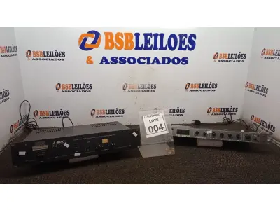 LOTE 004 - 01 AMPLIFICADOR A400 C E 01 MIXER DE ÁUDIO. (NO ESTADO) ATENÇÃO! FAZER A VISITAÇÃO ANTES DE ARREMATAR, NÃO SABEMOS SE FUNCIONA, LEILÃO NÃO TEM GARANTIA E NEM DEVOLUÇÃO, SUJEITO A POSSÍVEIS AVARIAS VISÍVEIS/OCULTAS E/OU AUSÊNCIA DE COMPONENTES.