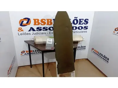 LOTE 265 - 01 TABUA DE PASSAR ROUPA E 01 BASE PARA TENTA. (NO ESTADO) ATENÇÃO! FAZER A VISITAÇÃO ANTES DE ARREMATAR, NÃO SABEMOS SE FUNCIONA, LEILÃO NÃO TEM GARANTIA E NEM DEVOLUÇÃO, SUJEITO A POSSÍVEIS AVARIAS VISÍVEIS/OCULTAS E/OU AUSÊNCIA DE COMPONENTES.