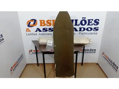 LOTE 265 - 01 TABUA DE PASSAR ROUPA E 01 BASE PARA TENTA. (NO ESTADO) ATENÇÃO! FAZER A VISITAÇÃO ANTES DE ARREMATAR, NÃO SABEMOS SE FUNCIONA, LEILÃO NÃO TEM GARANTIA E NEM DEVOLUÇÃO, SUJEITO A POSSÍVEIS AVARIAS VISÍVEIS/OCULTAS E/OU AUSÊNCIA DE COMPONENTES.