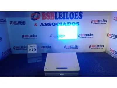 LOTE 279 - 01 PROJETOR SONY. (NO ESTADO) ATENÇÃO! FAZER A VISITAÇÃO ANTES DE ARREMATAR, NÃO SABEMOS SE FUNCIONA, LEILÃO NÃO TEM GARANTIA E NEM DEVOLUÇÃO, SUJEITO A POSSÍVEIS AVARIAS VISÍVEIS/OCULTAS E/OU AUSÊNCIA DE COMPONENTES.