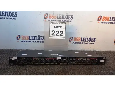 LOTE 222 - 01 COMPRESSOR ALESIS 3630. (NO ESTADO) ATENÇÃO! FAZER A VISITAÇÃO ANTES DE ARREMATAR, NÃO SABEMOS SE FUNCIONA, LEILÃO NÃO TEM GARANTIA E NEM DEVOLUÇÃO, SUJEITO A POSSÍVEIS AVARIAS VISÍVEIS/OCULTAS E/OU AUSÊNCIA DE COMPONENTES.