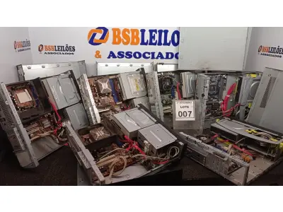 LOTE 007 - 06 CPU’S DE MARCAS E MODELOS DIVERSOS. (NO ESTADO) ATENÇÃO! FAZER A VISITAÇÃO ANTES DE ARREMATAR, NÃO SABEMOS SE FUNCIONA, LEILÃO NÃO TEM GARANTIA E NEM DEVOLUÇÃO, SUJEITO A POSSÍVEIS AVARIAS VISÍVEIS/OCULTAS E/OU AUSÊNCIA DE COMPONENTES.