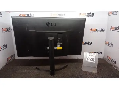 LOTE 020 - 01 MONITOR LCD 32’’ MARCA LG. (NO ESTADO) ATENÇÃO! FAZER A VISITAÇÃO ANTES DE ARREMATAR, NÃO SABEMOS SE FUNCIONA, LEILÃO NÃO TEM GARANTIA E NEM DEVOLUÇÃO, SUJEITO A POSSÍVEIS AVARIAS VISÍVEIS/OCULTAS E/OU AUSÊNCIA DE COMPONENTES.