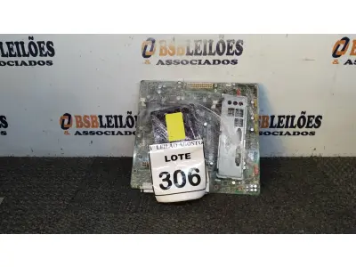 LOTE 306 - 01 PLACA MÃE I3 3° GERAÇÃO 2G RAM. (NO ESTADO) ATENÇÃO! FAZER A VISITAÇÃO ANTES DE ARREMATAR, NÃO SABEMOS SE FUNCIONA, LEILÃO NÃO TEM GARANTIA E NEM DEVOLUÇÃO, SUJEITO A POSSÍVEIS AVARIAS VISÍVEIS/OCULTAS E/OU AUSÊNCIA DE COMPONENTES.