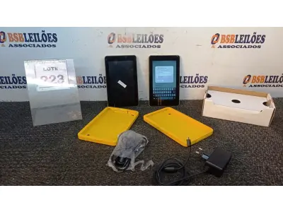 LOTE 223 - 02 TABLETS MARCA CCE COM FONTE. (NO ESTADO) ATENÇÃO! FAZER A VISITAÇÃO ANTES DE ARREMATAR, NÃO SABEMOS SE FUNCIONA, LEILÃO NÃO TEM GARANTIA E NEM DEVOLUÇÃO, SUJEITO A POSSÍVEIS AVARIAS VISÍVEIS/OCULTAS E/OU AUSÊNCIA DE COMPONENTES.