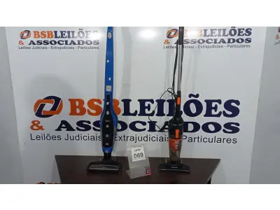 LOTE 069 - 02 ASPIRADORES DE PÓ DE MÃO. (NO ESTADO) ATENÇÃO! FAZER A VISITAÇÃO ANTES DE ARREMATAR, NÃO SABEMOS SE FUNCIONA, LEILÃO NÃO TEM GARANTIA E NEM DEVOLUÇÃO, SUJEITO A POSSÍVEIS AVARIAS VISÍVEIS/OCULTAS E/OU AUSÊNCIA DE COMPONENTES.