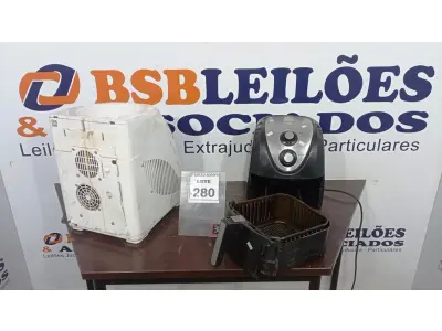 LOTE 280 - 01 FRITADEIRA A AR E 01 PURIFICADOR PARA GARRAFÃO. (NO ESTADO) ATENÇÃO! FAZER A VISITAÇÃO ANTES DE ARREMATAR, NÃO SABEMOS SE FUNCIONA, LEILÃO NÃO TEM GARANTIA E NEM DEVOLUÇÃO, SUJEITO A POSSÍVEIS AVARIAS VISÍVEIS/OCULTAS E/OU AUSÊNCIA DE COMPONENTES.