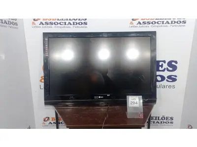 LOTE 294 - 01 TV LCD 52’’MARCA LG COM AVARIAS. (NO ESTADO) ATENÇÃO! FAZER A VISITAÇÃO ANTES DE ARREMATAR, NÃO SABEMOS SE FUNCIONA, LEILÃO NÃO TEM GARANTIA E NEM DEVOLUÇÃO, SUJEITO A POSSÍVEIS AVARIAS VISÍVEIS/OCULTAS E/OU AUSÊNCIA DE COMPONENTES.