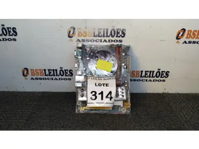 LOTE 314 - 01 PLACA MÃE I5 4° GERAÇÃO 4G RAM. (NO ESTADO) ATENÇÃO! FAZER A VISITAÇÃO ANTES DE ARREMATAR, NÃO SABEMOS SE FUNCIONA, LEILÃO NÃO TEM GARANTIA E NEM DEVOLUÇÃO, SUJEITO A POSSÍVEIS AVARIAS VISÍVEIS/OCULTAS E/OU AUSÊNCIA DE COMPONENTES.