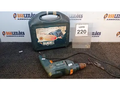 LOTE 220 - 01 FURADEIRA MARCA BLACK&DECKER COM CASE. (NO ESTADO) ATENÇÃO! FAZER A VISITAÇÃO ANTES DE ARREMATAR, NÃO SABEMOS SE FUNCIONA, LEILÃO NÃO TEM GARANTIA E NEM DEVOLUÇÃO, SUJEITO A POSSÍVEIS AVARIAS VISÍVEIS/OCULTAS E/OU AUSÊNCIA DE COMPONENTES.