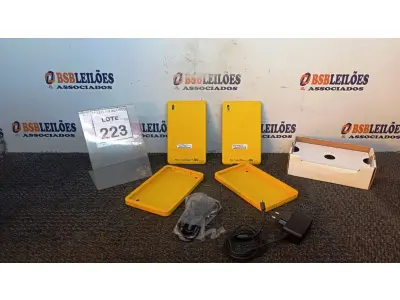 LOTE 223 - 02 TABLETS MARCA CCE COM FONTE. (NO ESTADO) ATENÇÃO! FAZER A VISITAÇÃO ANTES DE ARREMATAR, NÃO SABEMOS SE FUNCIONA, LEILÃO NÃO TEM GARANTIA E NEM DEVOLUÇÃO, SUJEITO A POSSÍVEIS AVARIAS VISÍVEIS/OCULTAS E/OU AUSÊNCIA DE COMPONENTES.