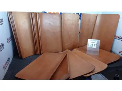LOTE 017 - 20 PLACAS DE MADEIRA. (NO ESTADO) ATENÇÃO! FAZER A VISITAÇÃO ANTES DE ARREMATAR, NÃO SABEMOS SE FUNCIONA, LEILÃO NÃO TEM GARANTIA E NEM DEVOLUÇÃO, SUJEITO A POSSÍVEIS AVARIAS VISÍVEIS/OCULTAS E/OU AUSÊNCIA DE COMPONENTES.