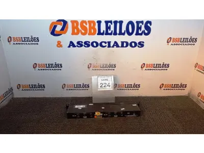 LOTE 224 - 01 COMPRESSOR ALESIS 3630. (NO ESTADO) ATENÇÃO! FAZER A VISITAÇÃO ANTES DE ARREMATAR, NÃO SABEMOS SE FUNCIONA, LEILÃO NÃO TEM GARANTIA E NEM DEVOLUÇÃO, SUJEITO A POSSÍVEIS AVARIAS VISÍVEIS/OCULTAS E/OU AUSÊNCIA DE COMPONENTES.