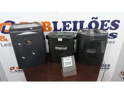LOTE 059 - 03 FRAGMENTADORES DE PAPEL MARCAS E MODELOS DIVERSOS. (NO ESTADO) ATENÇÃO! FAZER A VISITAÇÃO ANTES DE ARREMATAR, NÃO SABEMOS SE FUNCIONA, LEILÃO NÃO TEM GARANTIA E NEM DEVOLUÇÃO, SUJEITO A POSSÍVEIS AVARIAS VISÍVEIS/OCULTAS E/OU AUSÊNCIA DE COMPONENTES.