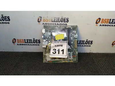 LOTE 311 - 01 PLACA MÃE I3 3° GERAÇÃO 2G RAM. (NO ESTADO) ATENÇÃO! FAZER A VISITAÇÃO ANTES DE ARREMATAR, NÃO SABEMOS SE FUNCIONA, LEILÃO NÃO TEM GARANTIA E NEM DEVOLUÇÃO, SUJEITO A POSSÍVEIS AVARIAS VISÍVEIS/OCULTAS E/OU AUSÊNCIA DE COMPONENTES.
