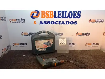 LOTE 220 - 01 FURADEIRA MARCA BLACK&DECKER COM CASE. (NO ESTADO) ATENÇÃO! FAZER A VISITAÇÃO ANTES DE ARREMATAR, NÃO SABEMOS SE FUNCIONA, LEILÃO NÃO TEM GARANTIA E NEM DEVOLUÇÃO, SUJEITO A POSSÍVEIS AVARIAS VISÍVEIS/OCULTAS E/OU AUSÊNCIA DE COMPONENTES.